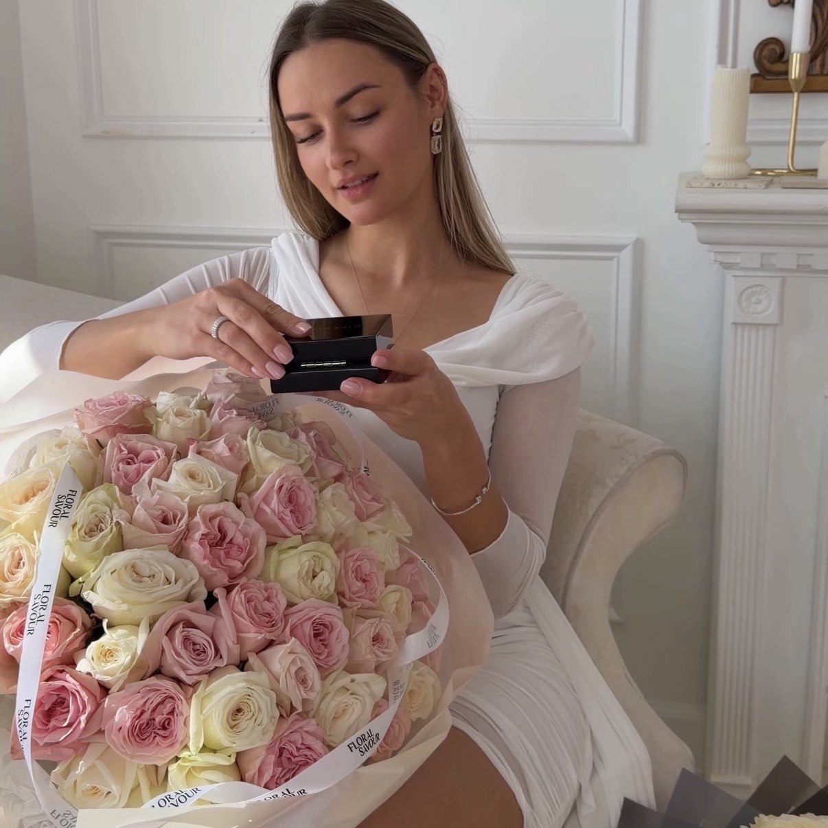 50 Garden Roses White&Pink Ohara